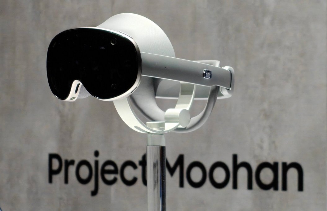 MWC 25: سامسونج تستعرض مشروع النظارة الذكية Project Moohan وهاتف Galaxy S25 Edge عن قُرب