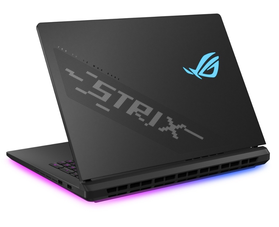 ASUS ROG Strix Scar 18 (2025)