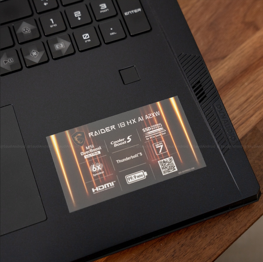 MSI Raider 18 HX