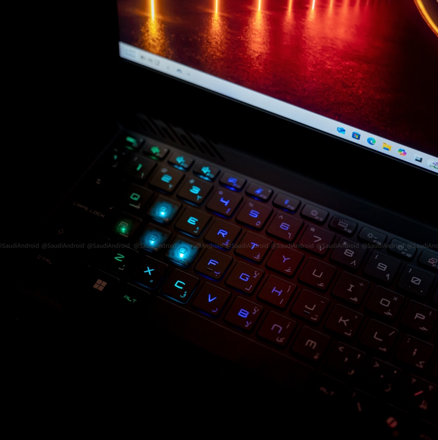 MSI Raider 18 HX