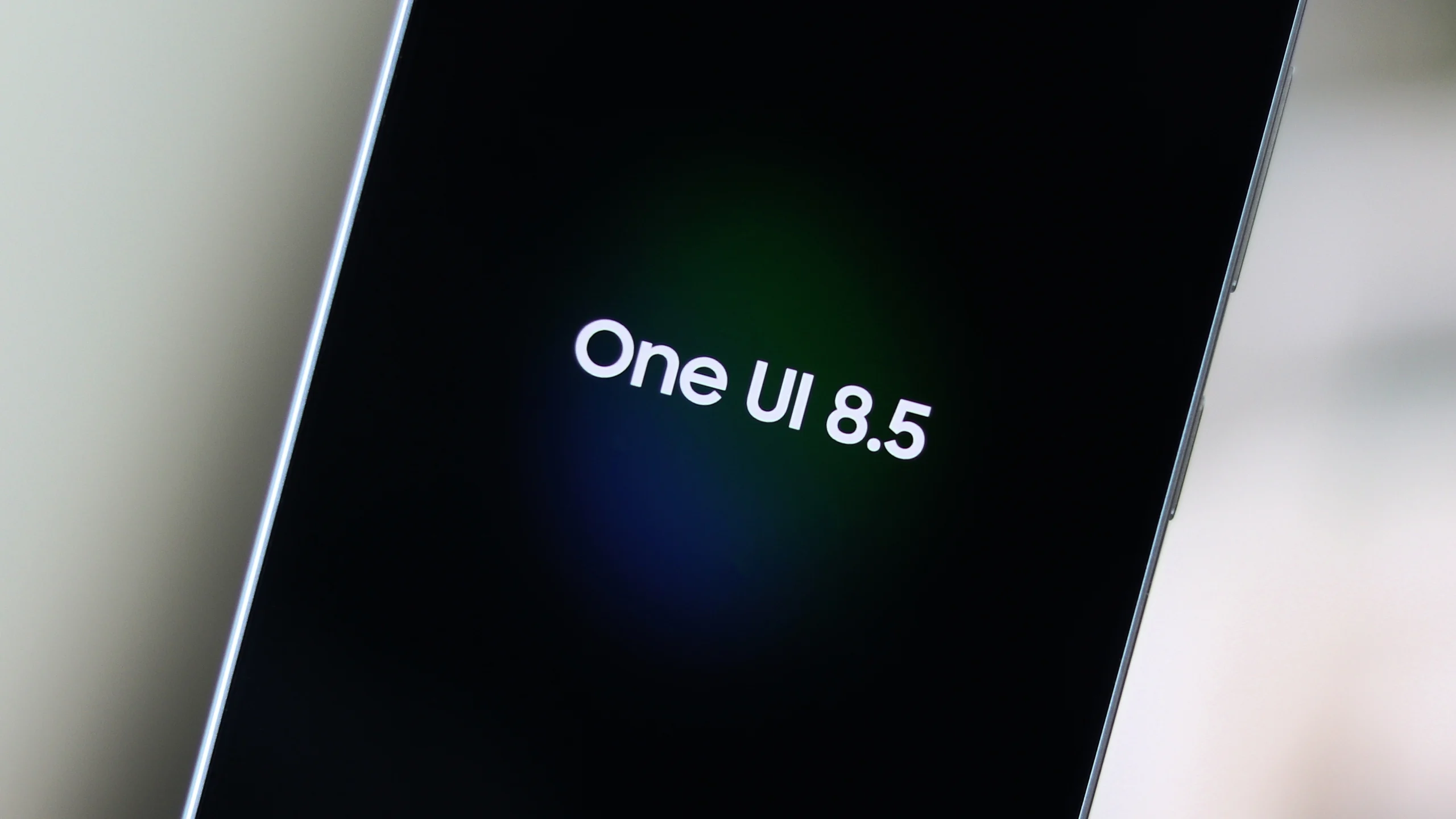 سامسونج تطلق الإصدار التجريبي من One UI 8.5 : إليك كل الميزات ،الهواتف المدعومة ،طريقة تجربة التحديث